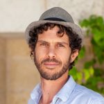 שחר - פרופיל.jpg
